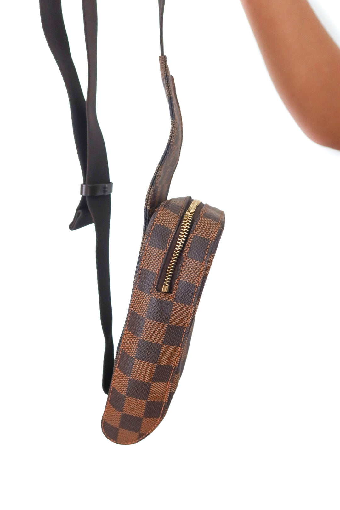 Louis Vuitton geronimos sling bag