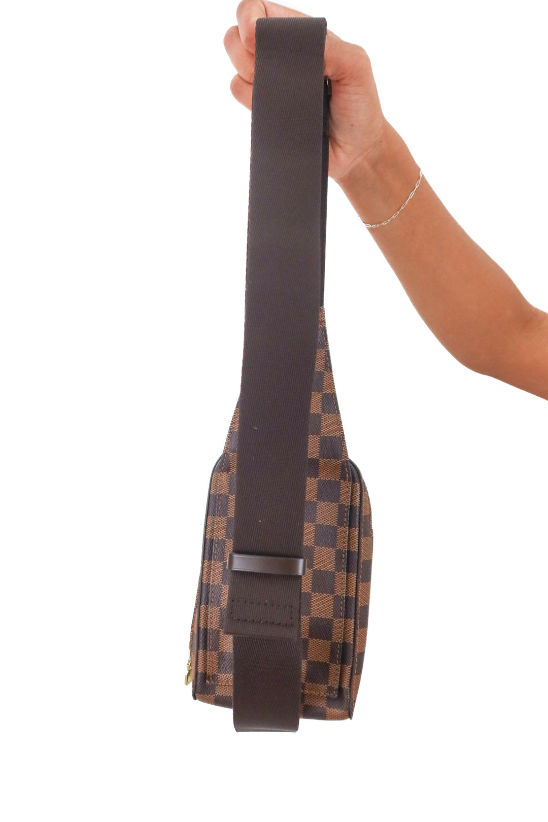 Louis Vuitton geronimos sling bag