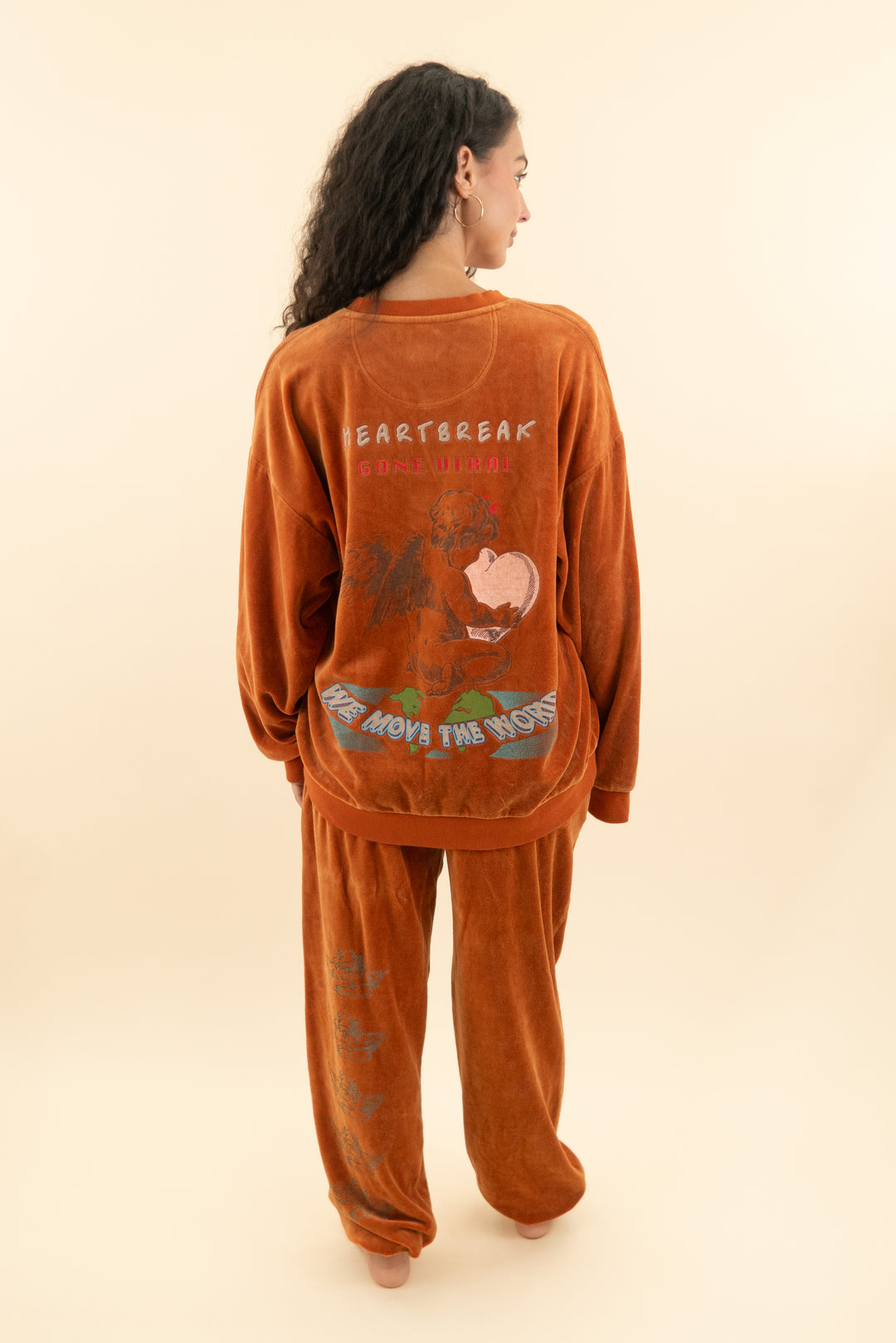 boys lie burnt orange velvety sweat set (m; retail $240)