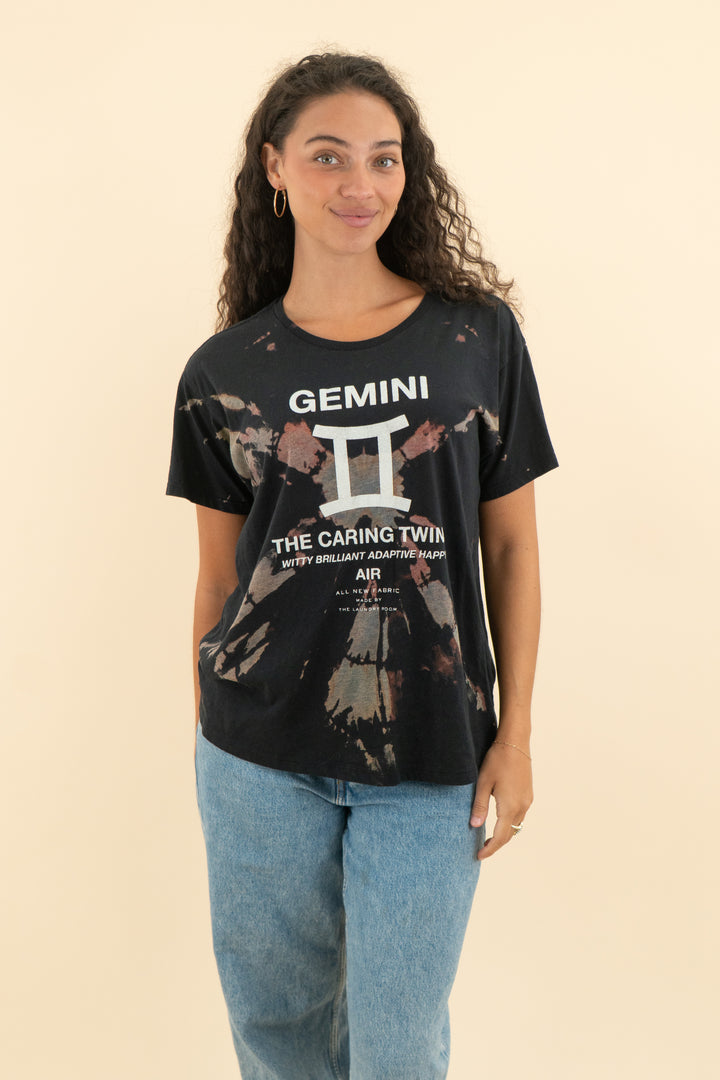 the laundry room black acid wash gemini graphic tee (m; retail $59)