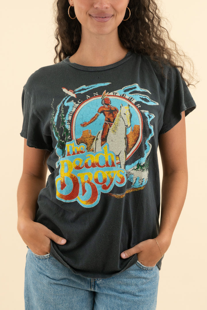 AUCTION made worn charcoal beach boys graphic t-shirt (m)