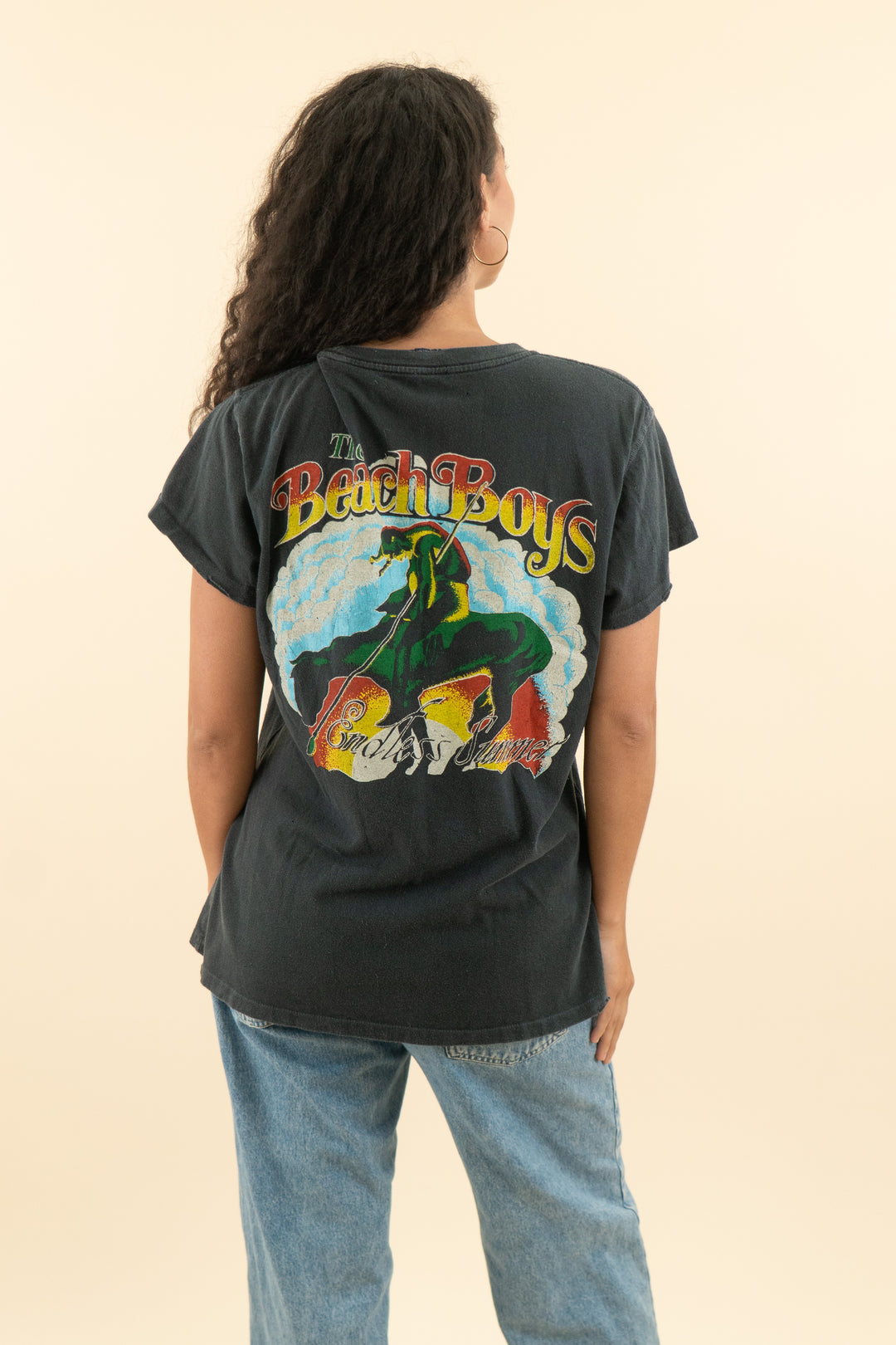 AUCTION made worn charcoal beach boys graphic t-shirt (m)
