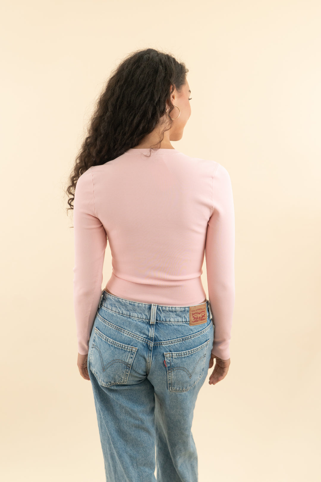 alice + olivia bubblegum pink ribbed knit square neck long sleeve top (m; retail $295)