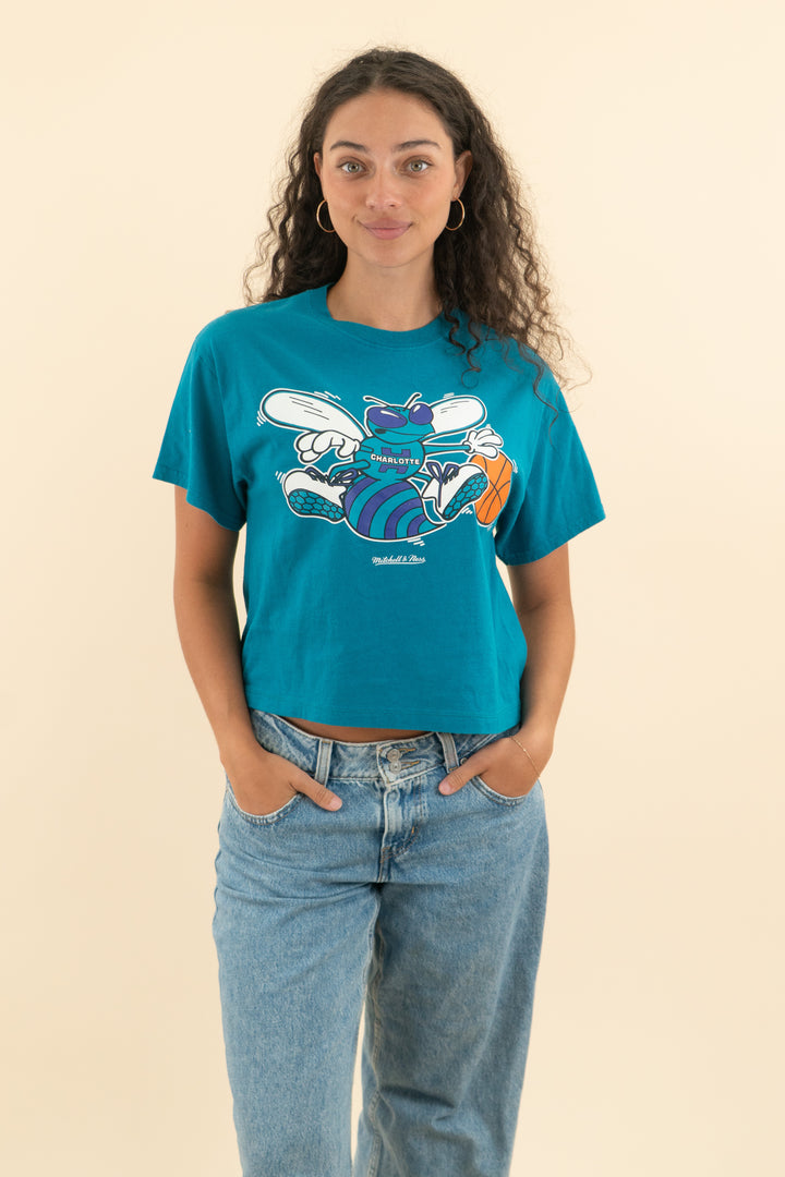 AUCTION mitchell & ness teal charlotte hornets t-shirt (m)