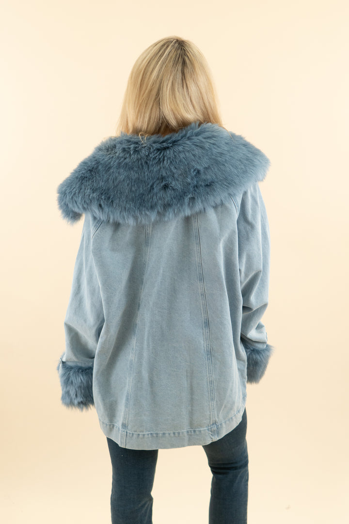 AUCTION show me your mumu light wash denim copenhagen jacket (m; retail $248)
