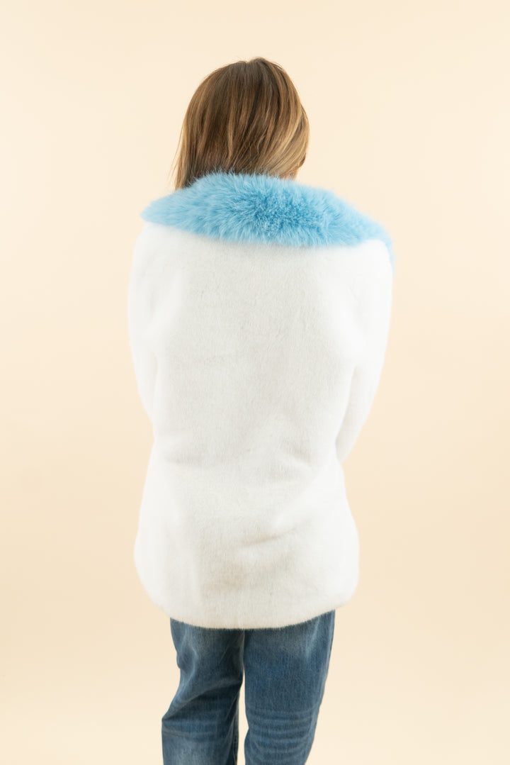 AUCTION khepris white faux fur jacket with blue trim (m)