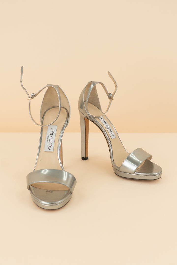 AUCTION jimmy choo shiny silver high heels (38.5)