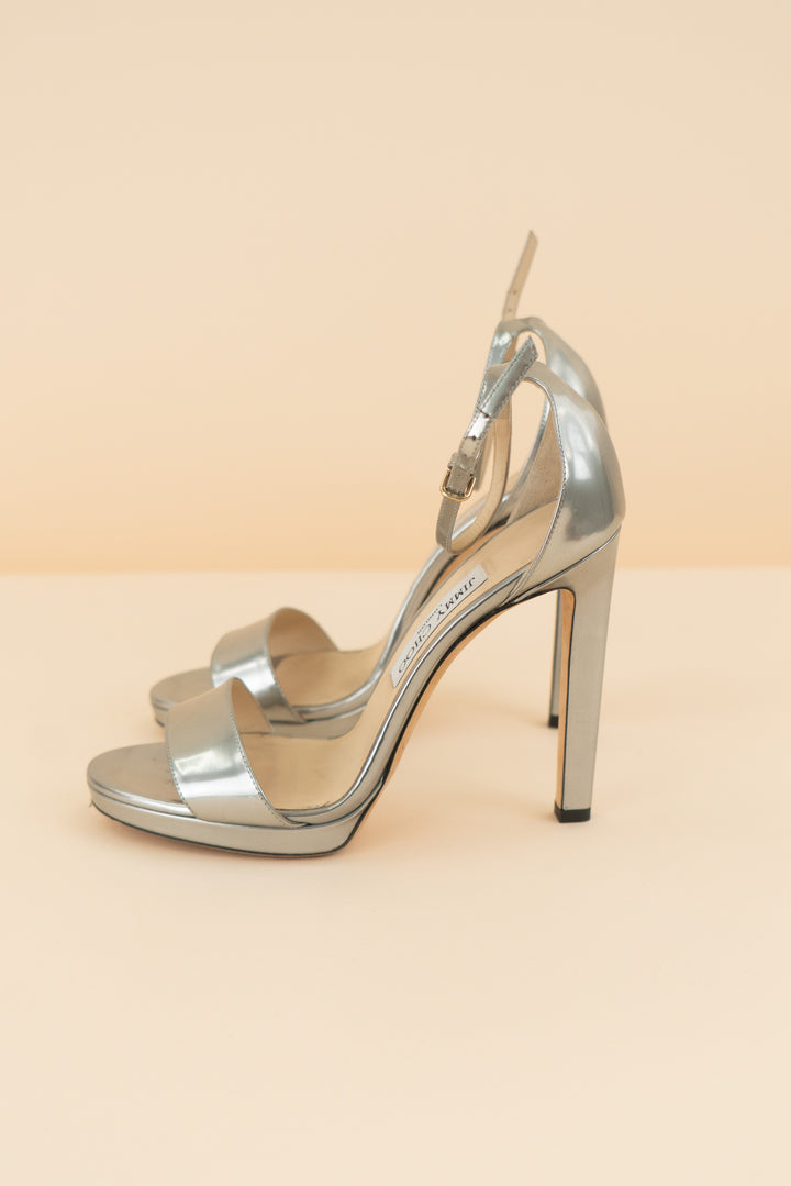 AUCTION jimmy choo shiny silver high heels (38.5)