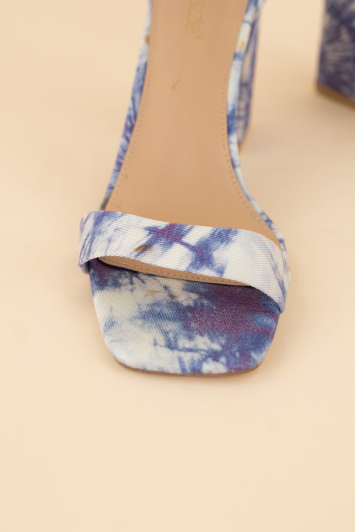 shoedazzle purple tie dye heels (8; retail $49.95)