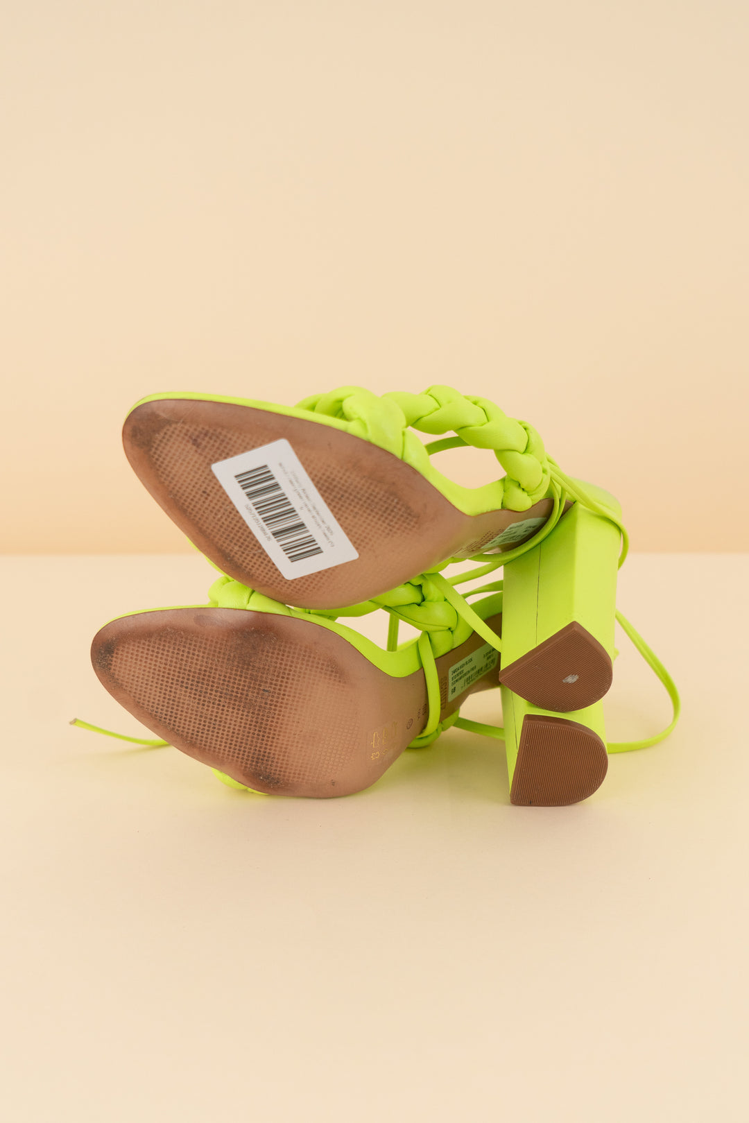 AUCTION schutz neon green woven strappy heels (9)