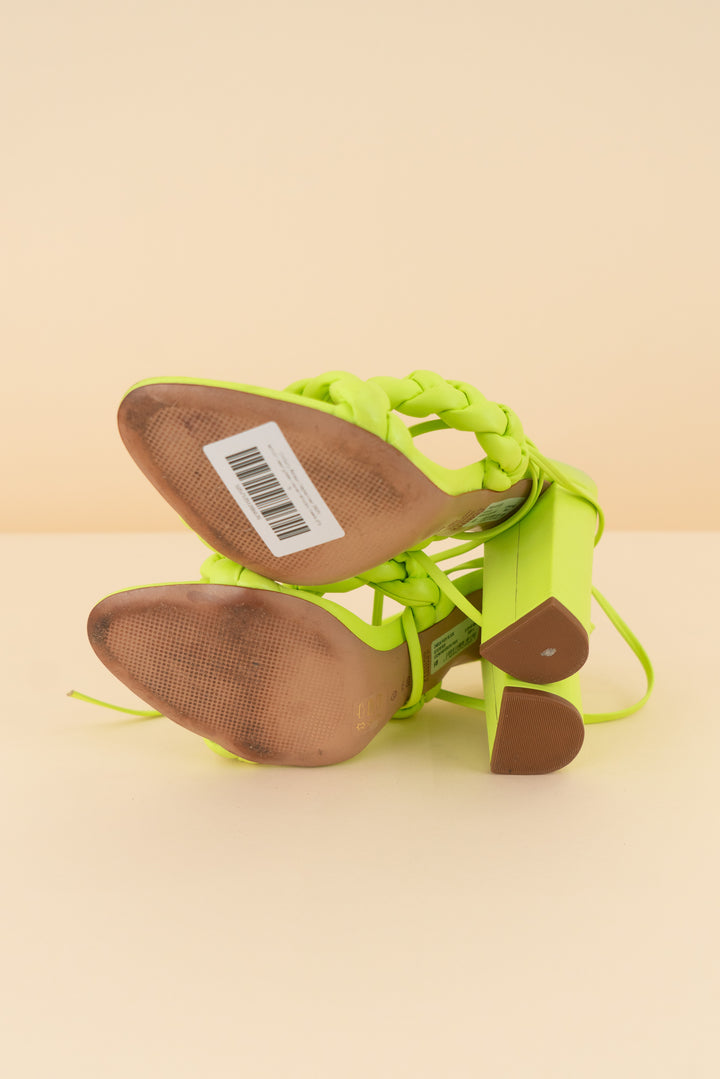AUCTION schutz neon green woven strappy heels (9)