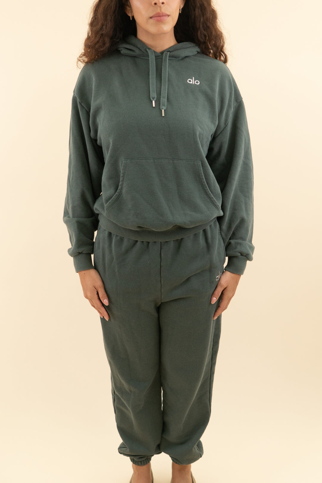 alo dark green hoodie and jogger set (s)