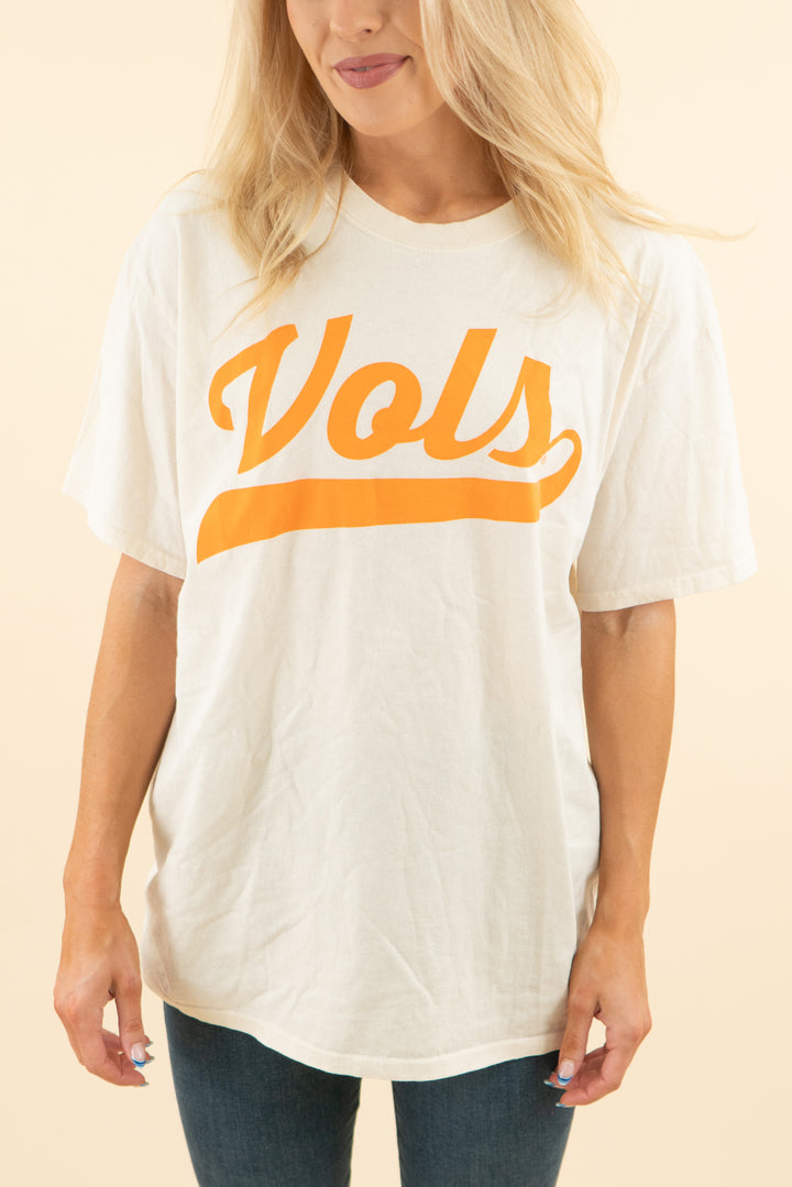 cream vols logo t-shirt (l; retail $38)