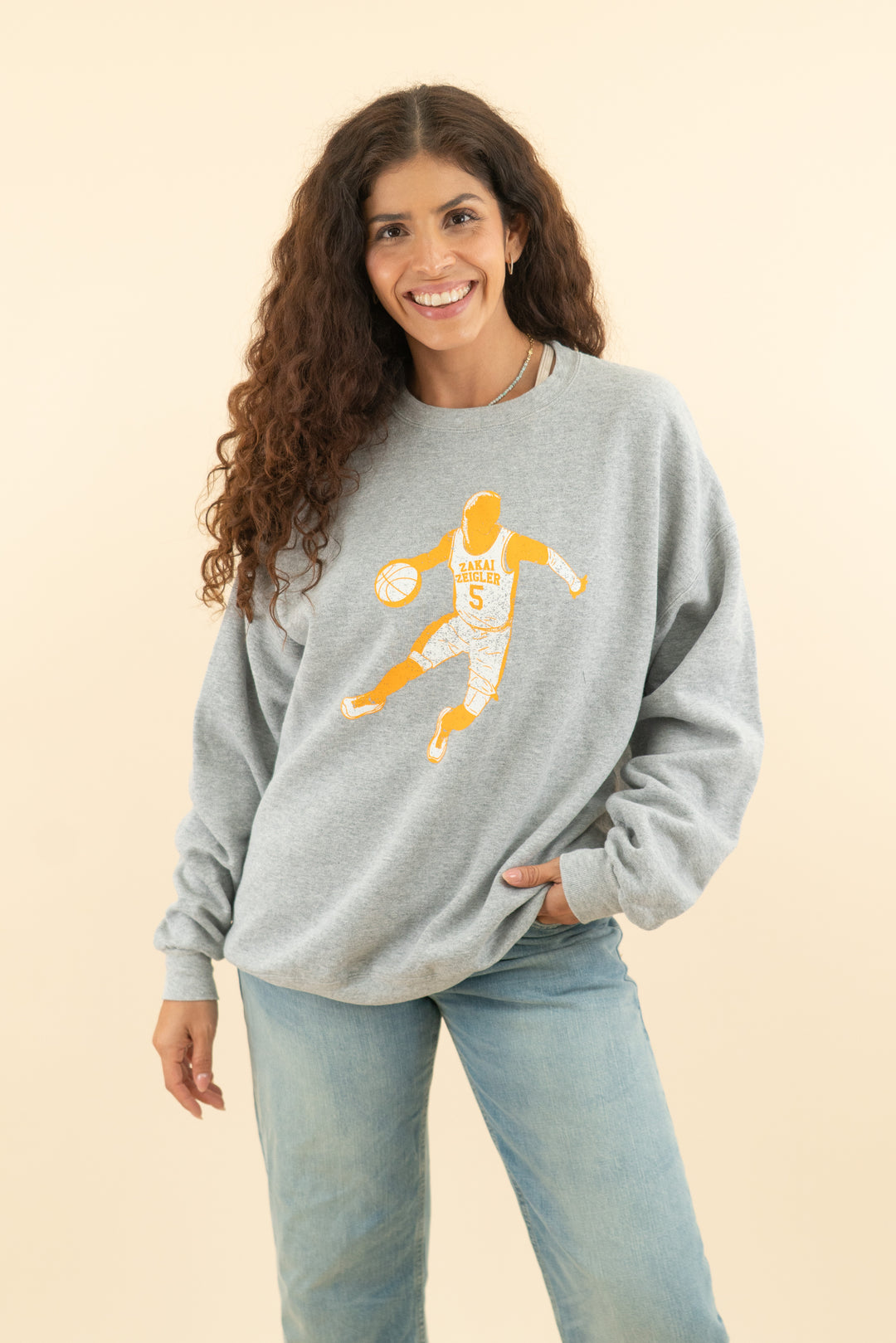 grey zakai zeigler figure crewneck (m; retail $68)