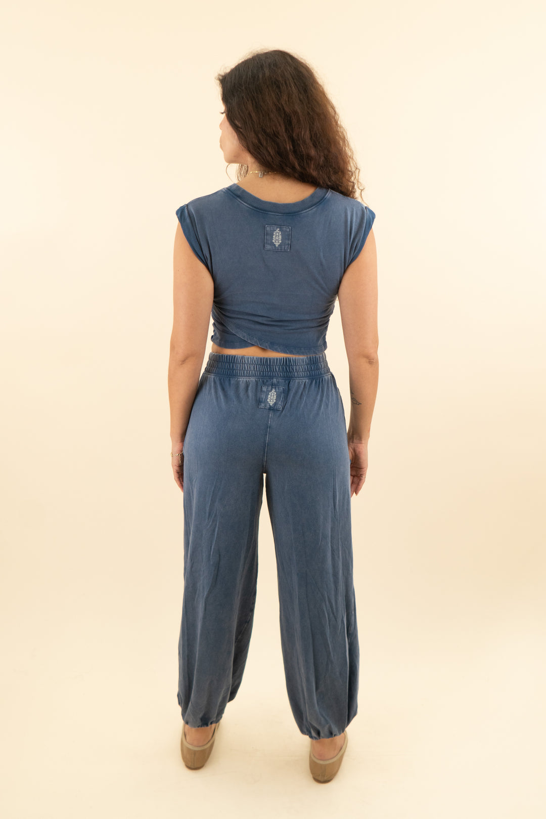 fp movement slate blue hot shot crossover set (s; retail $98)