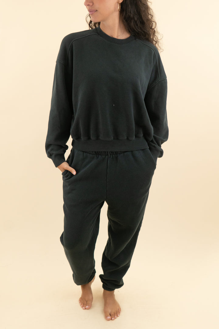 AUCTION nuuds black crewneck sweatpants set (s)