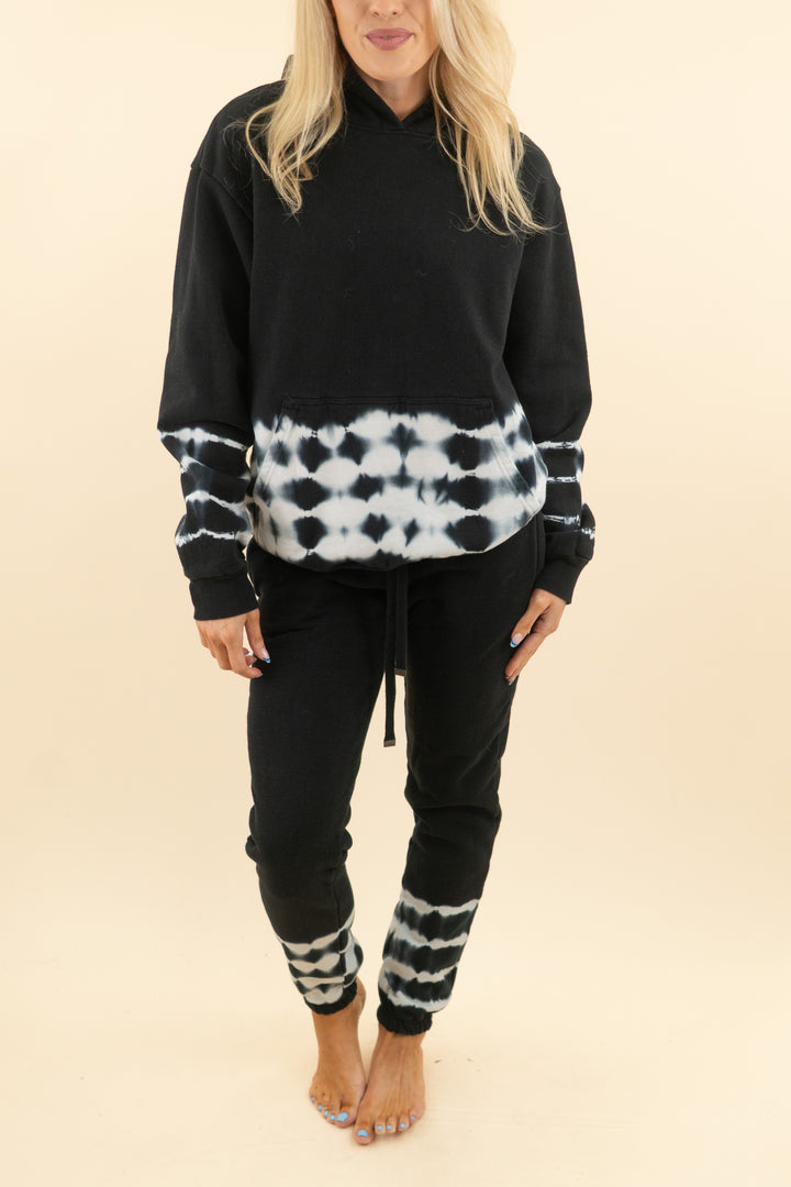 AUCTION talentless black bottom tie dye hoodie sweat set (m)