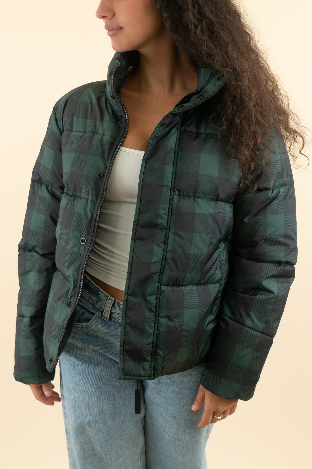 AUCTION fabletics black and forest green plaid puffer jacket (s)