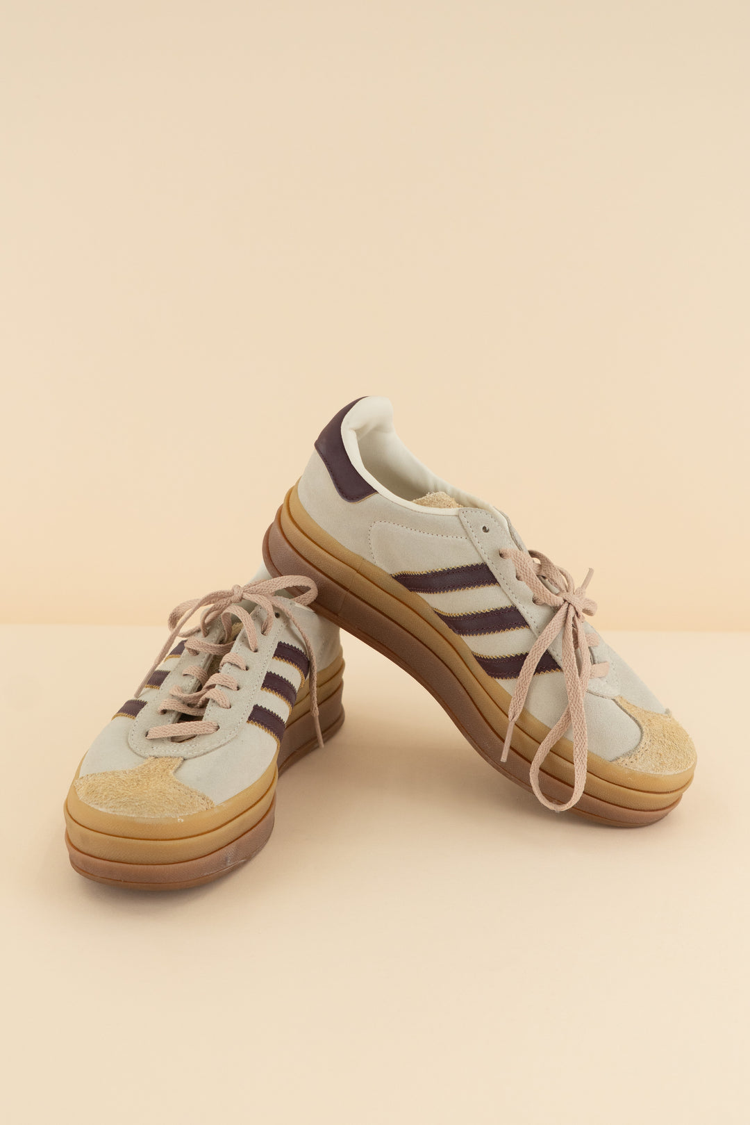 AUCTION adidas purple and tan gazelle sneakers (7)