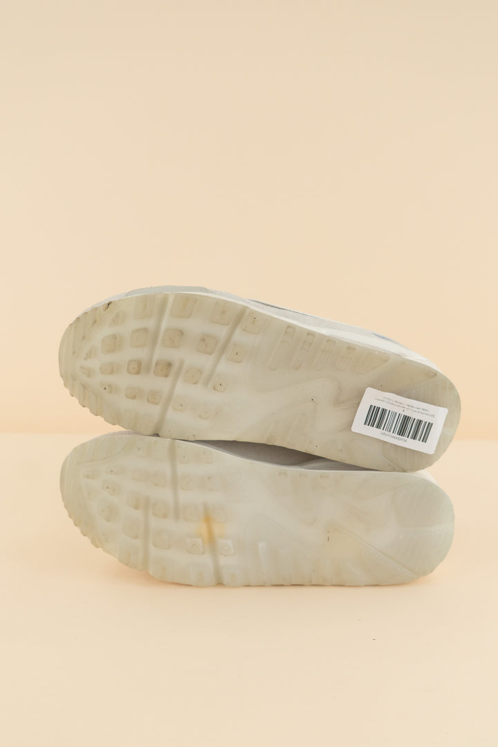 AUCTION nike off-white/lavender air max sneakers (8)