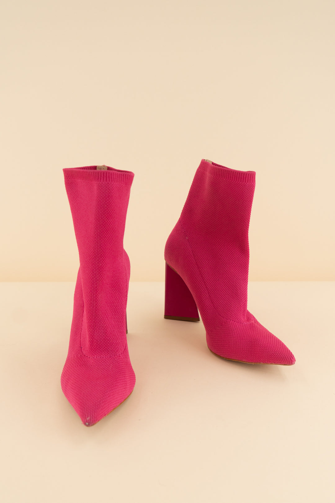 AUCTION schutz hot pink sock bootie (8.5)
