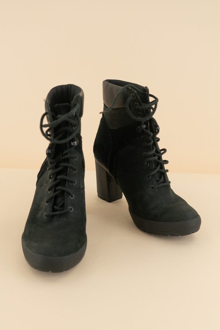 timberland black suede lace up high heel booties (8; retail $150)