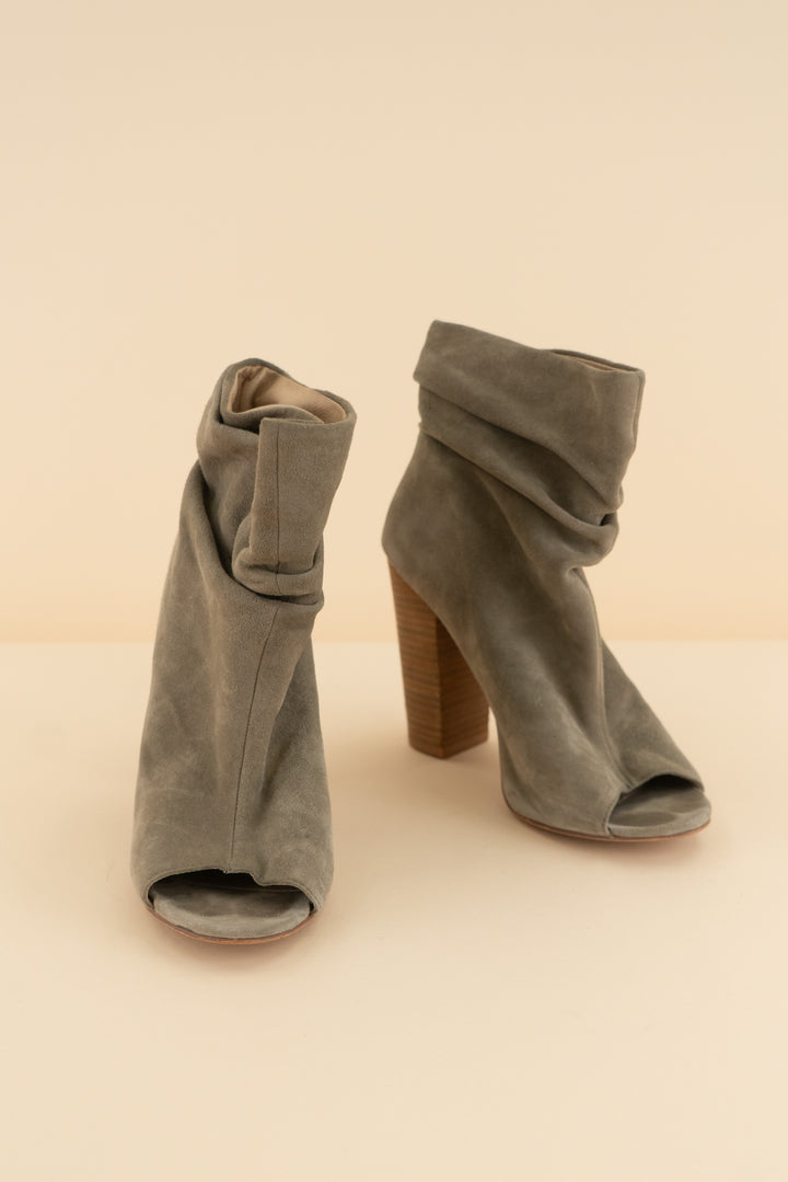 kristin cavallari taupe suede open toe high booties (8; retail $89)