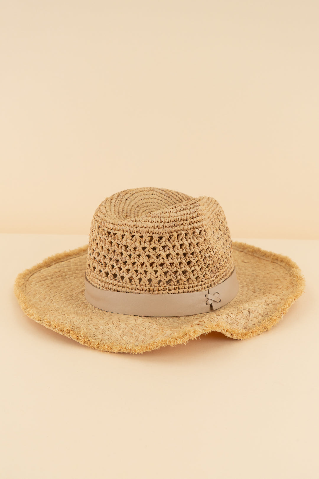 hat attack tan straw cowboy hat with leather band (os; retail $177)