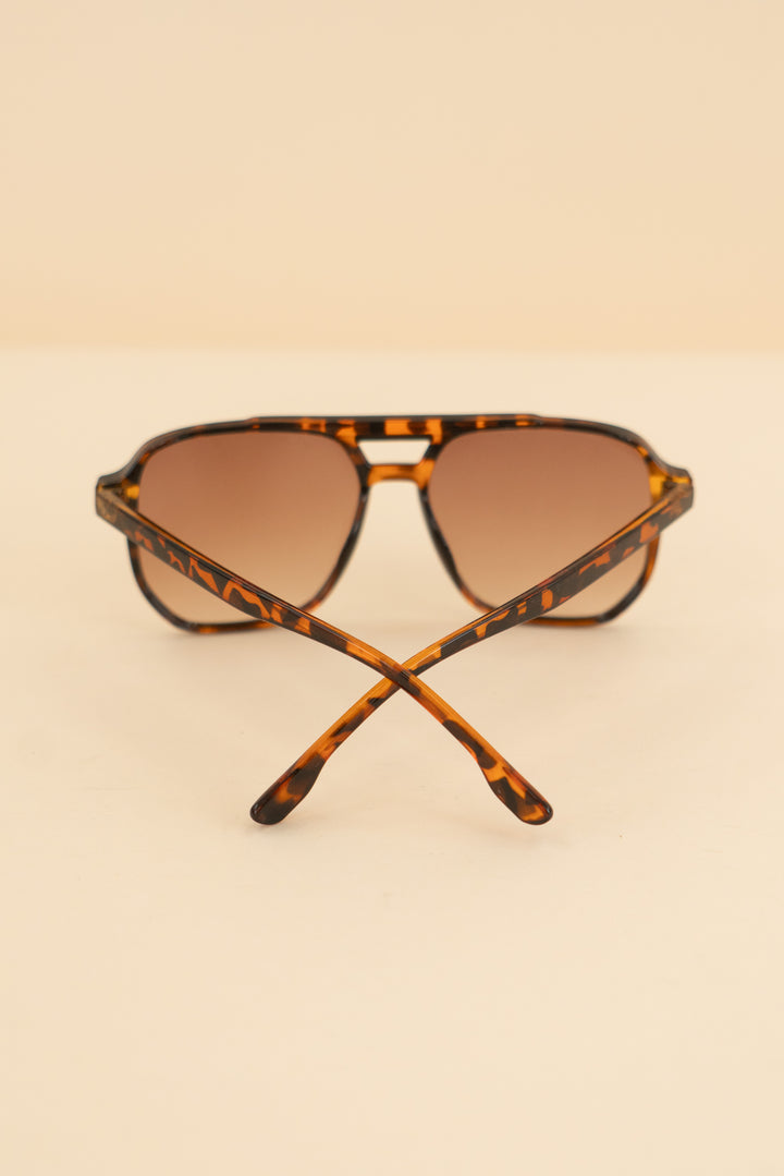 AUCTION tortoise bill oversized sunglasses (os)