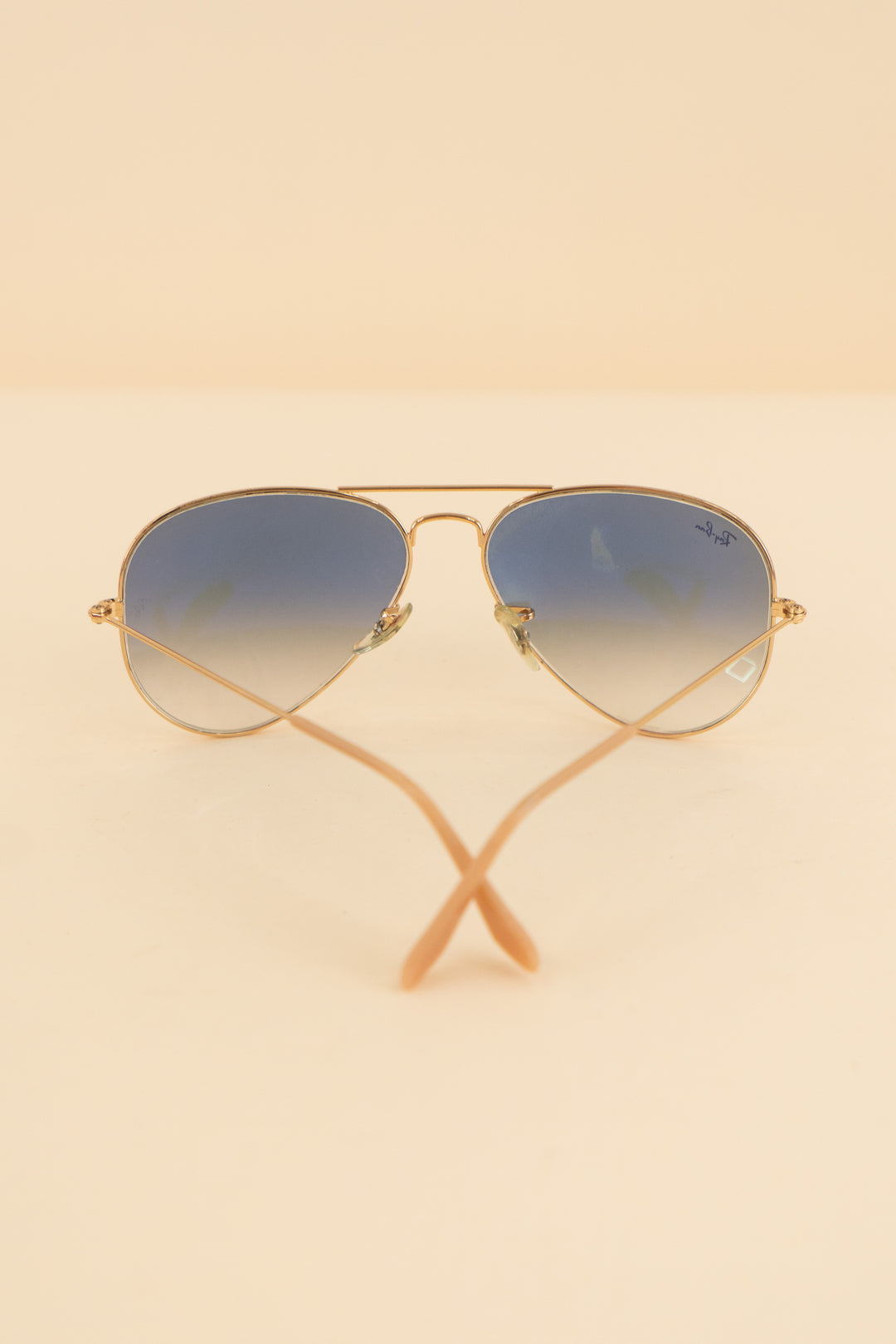 AUCTION ray ban gold blue lens aviator sunglasses (os)