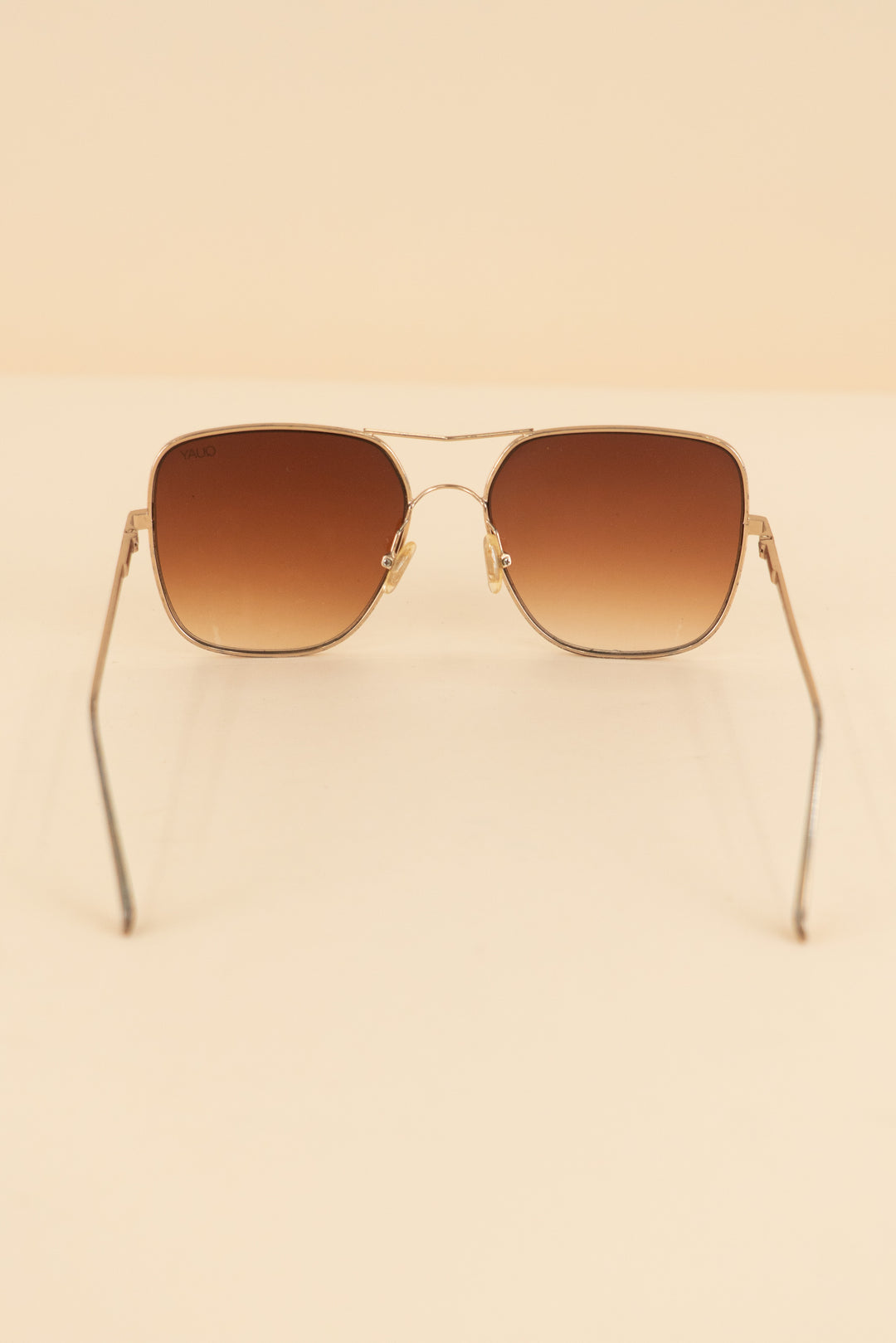 Auction quay gold brown lens oversized fashion sunglasses (os)