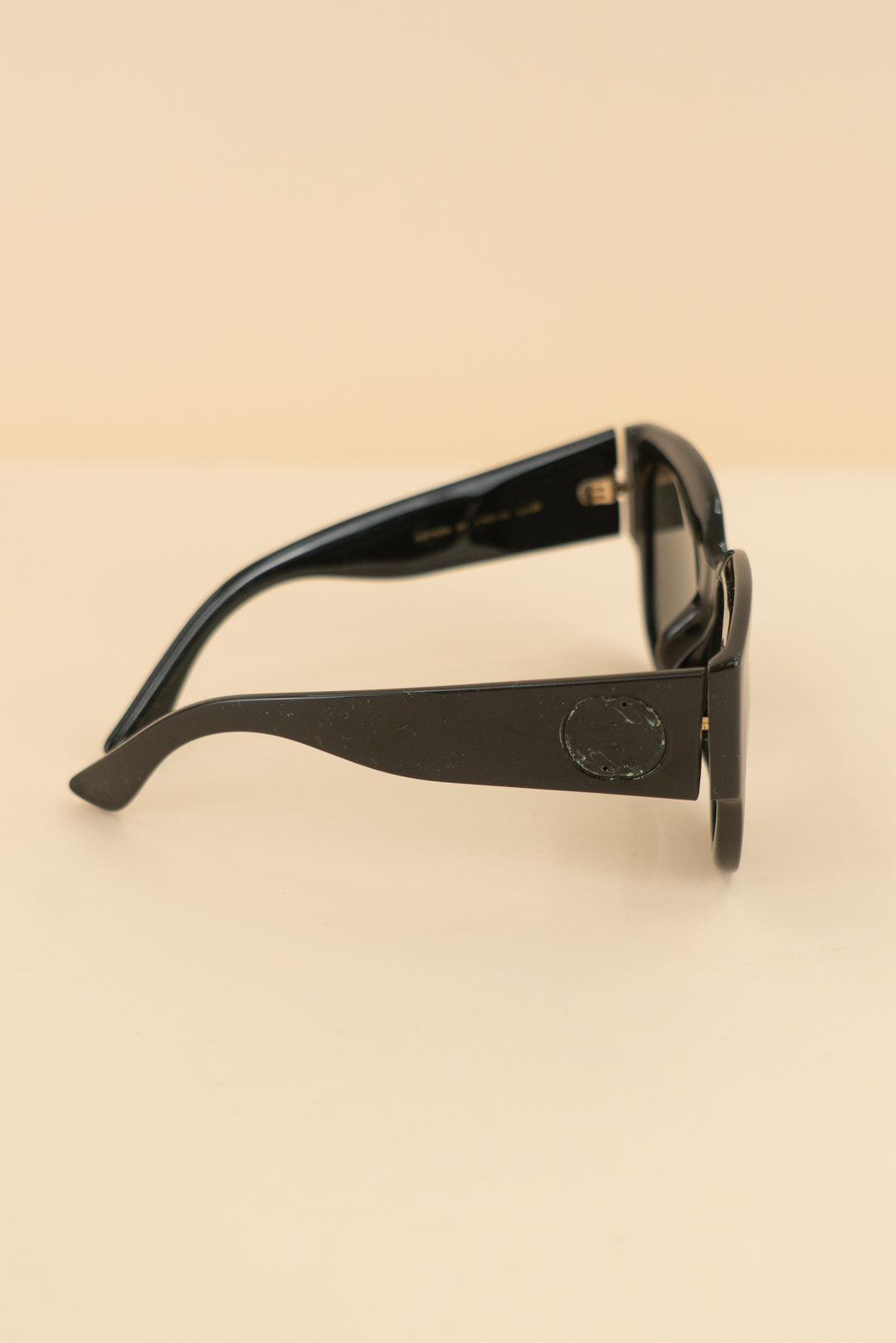AUCTION gucci black square oversized sunglasses (os)