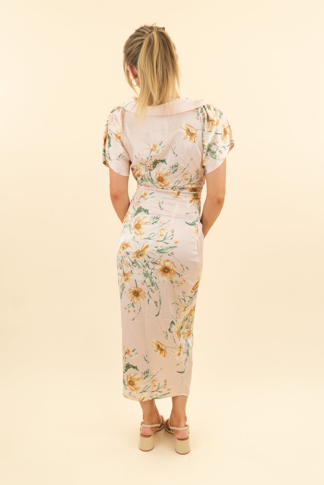 prettylittlething baby pink floral high slit dress (4)