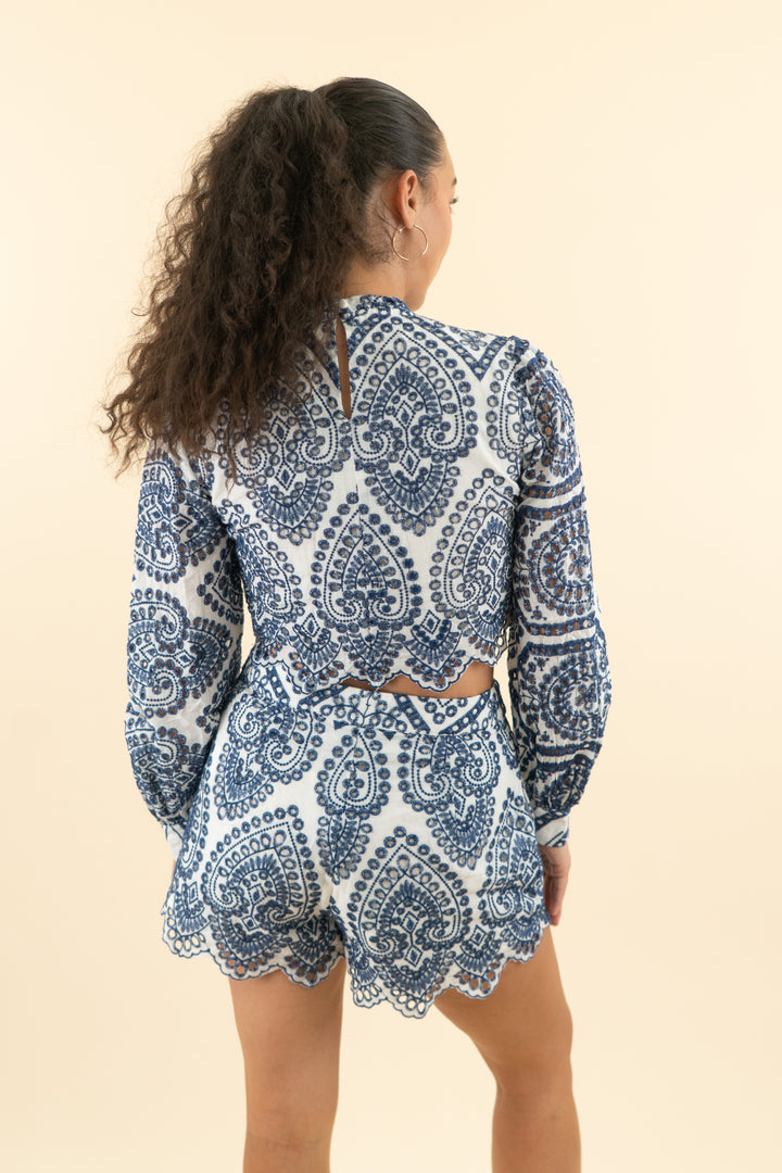 minkpink blue/white emilee anglaise top and shorts set* (m)