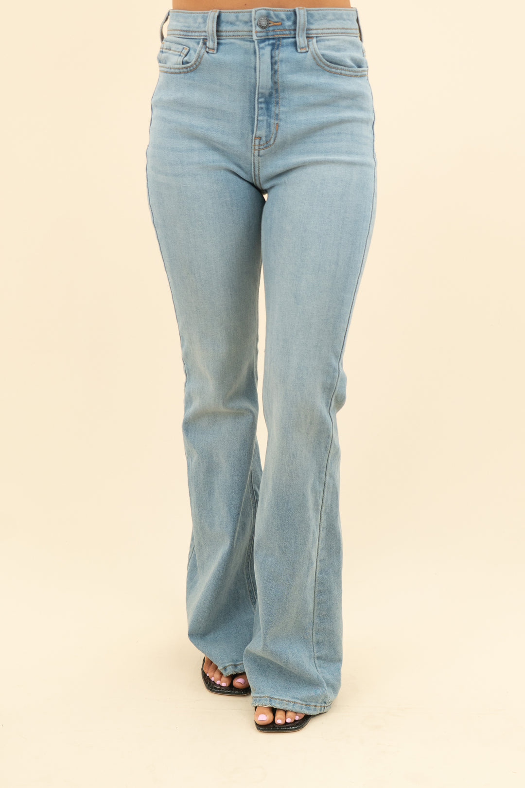 carly jeans light wash flare jeans (5; retail $98)