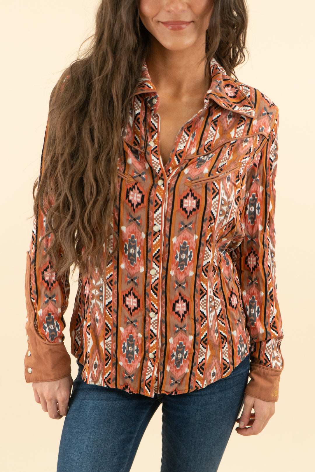 wrangler with love rust checotah print button down long sleeve top (m; retail $65)