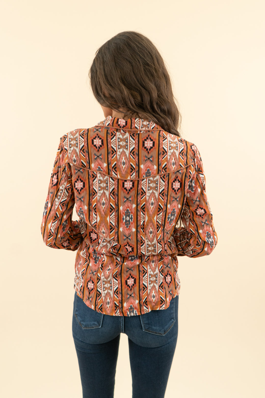 wrangler with love rust checotah print button down long sleeve top (m; retail $65)