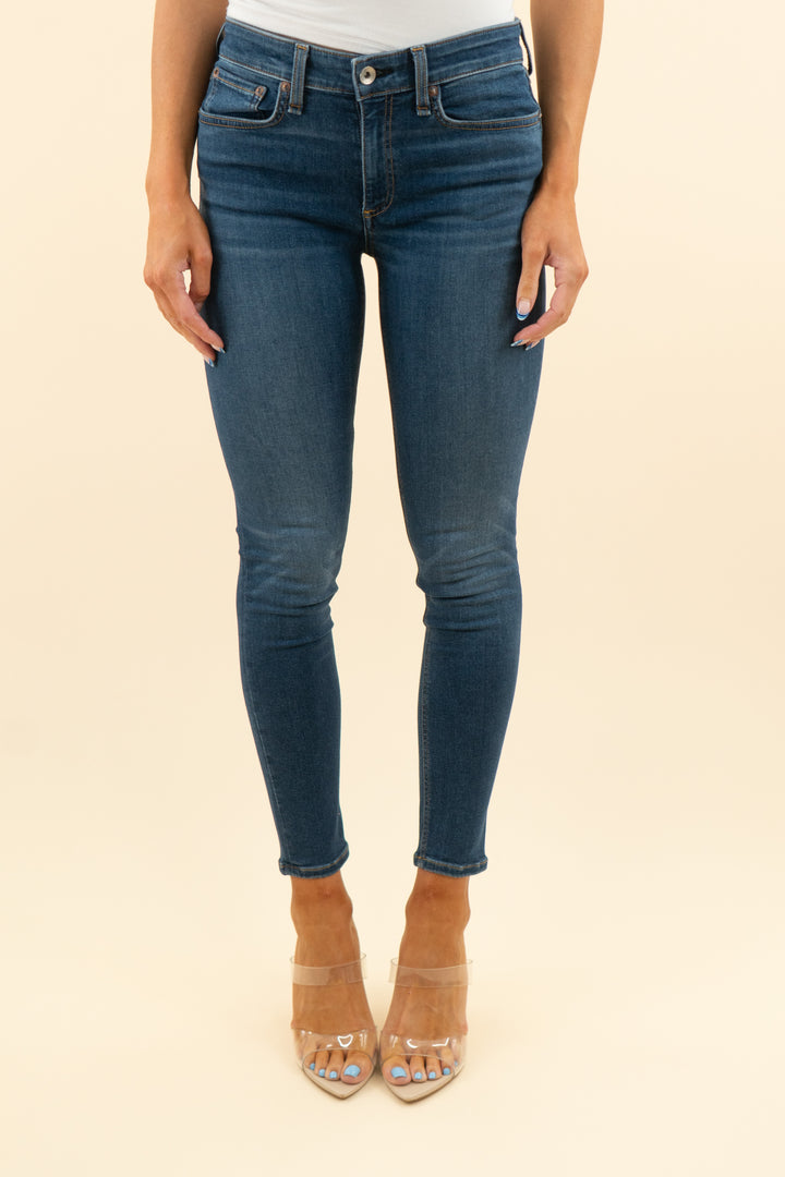 rag & bone medium wash mid-rise skinny jeans (27)