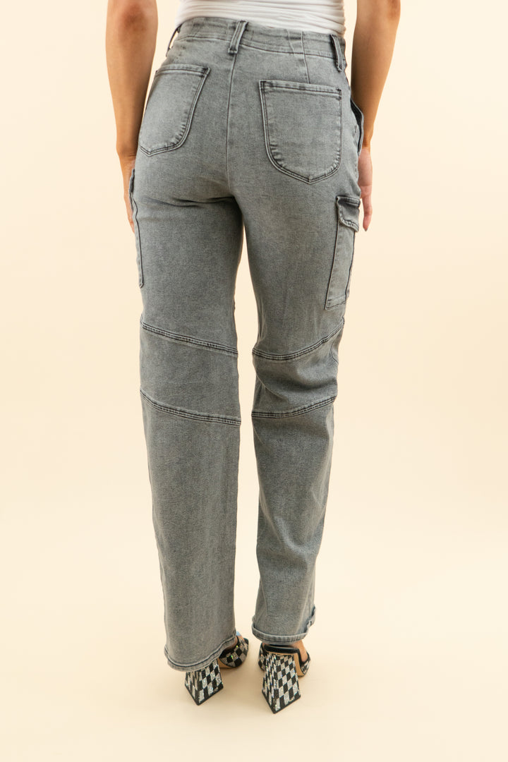 l'agence grey washed wide leg cargo jeans (26; retail $215)