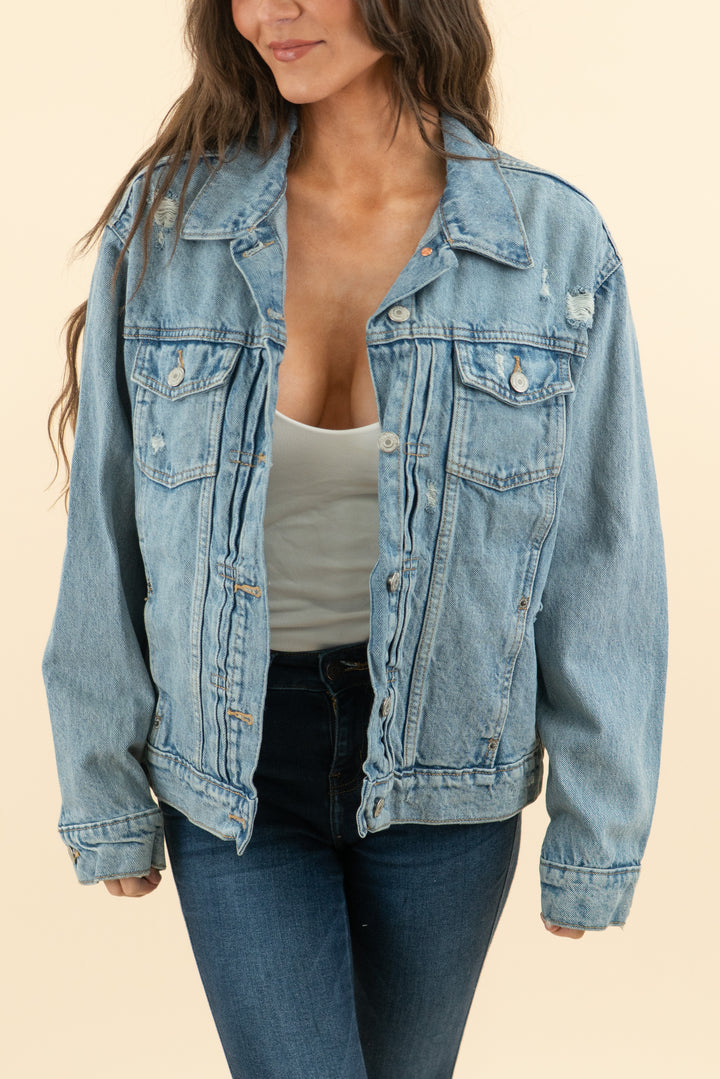 AUCTION tinsley allison medium wash slight distressed alabama jean jacket (l)