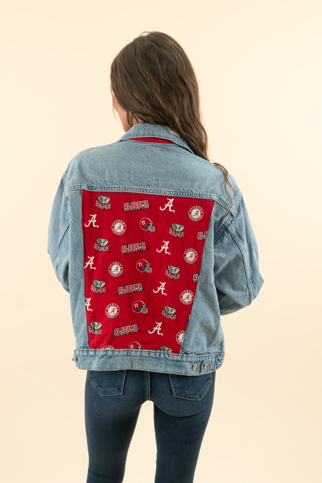 AUCTION tinsley allison medium wash slight distressed alabama jean jacket (l)