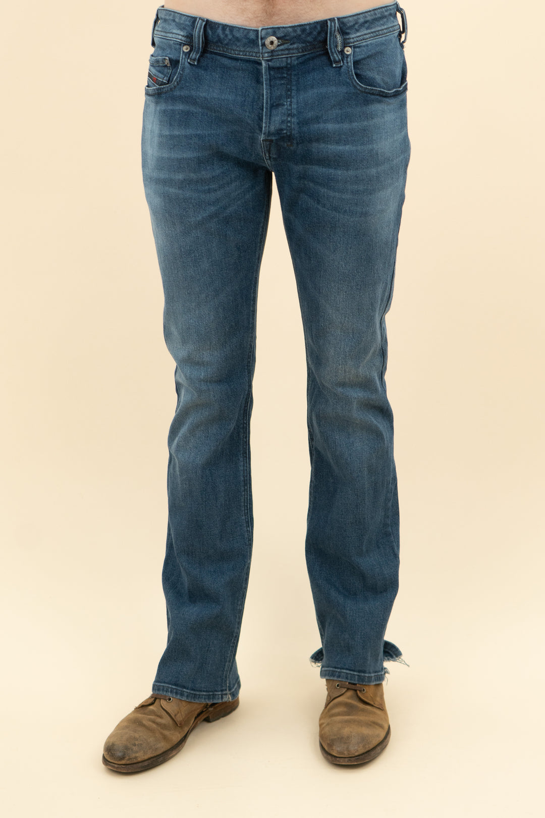 AUCTION diesel medium wash regular bootcut jeans (33)