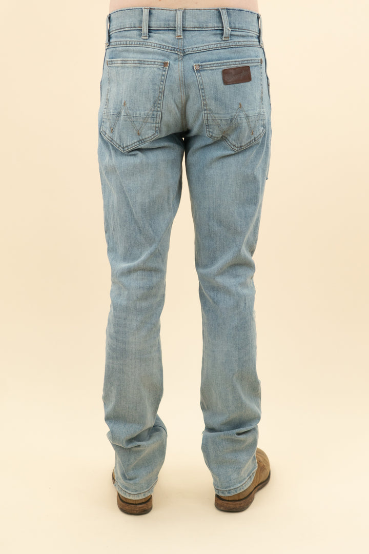 AUCTION wrangler light wash slim bootcut distressed jeans (34x36)- JASON
