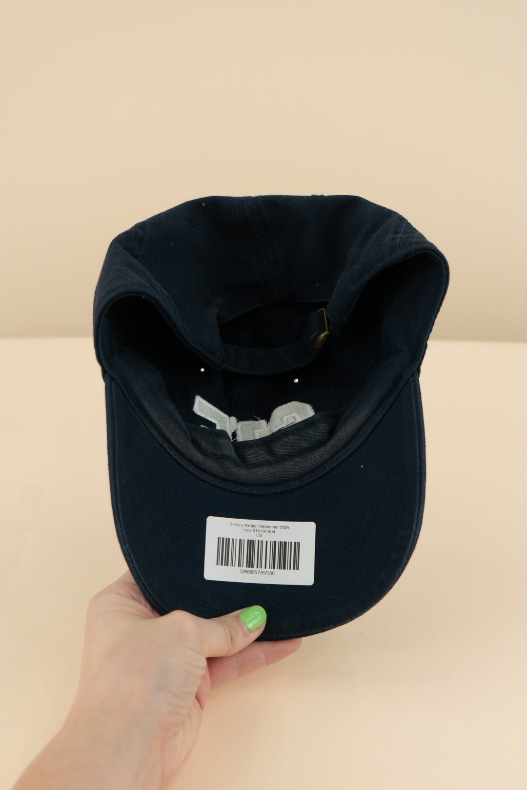 AUCTION navy 615 hat (os)