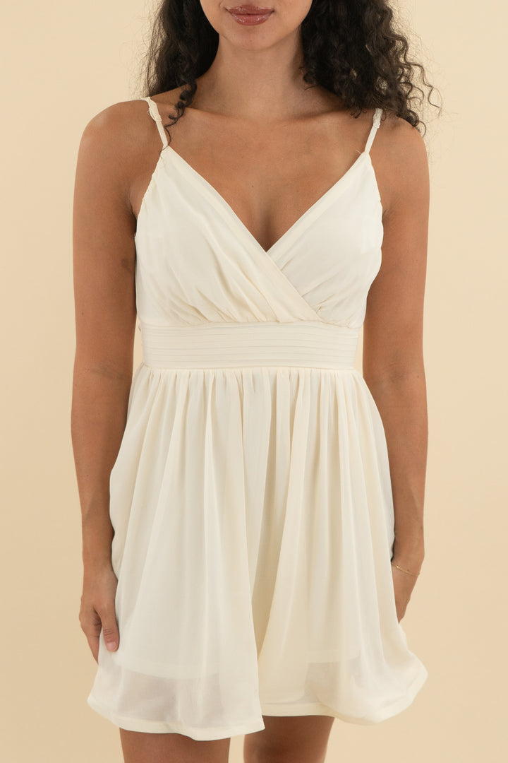 love culture cream mini dress (s)