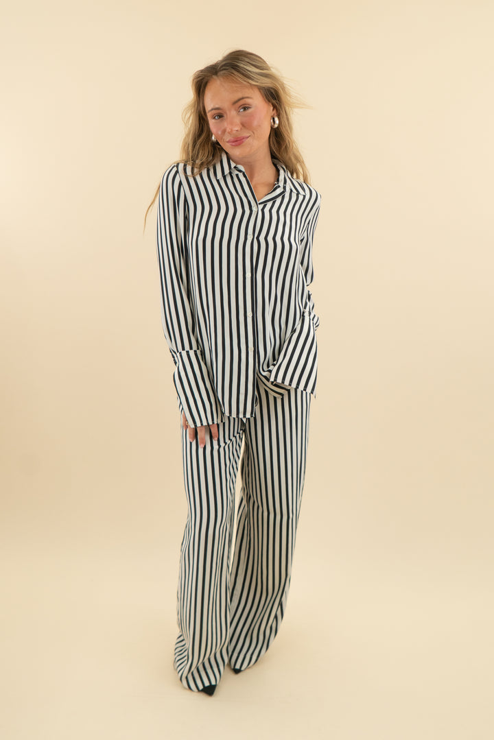 frame black and white stripe pant set (xs; retail $548)