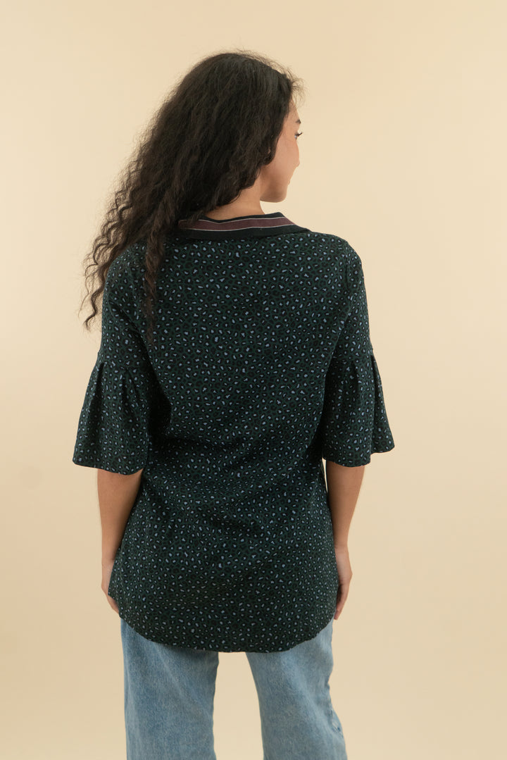 lacoste cheetah print polo (xs; retail $100)