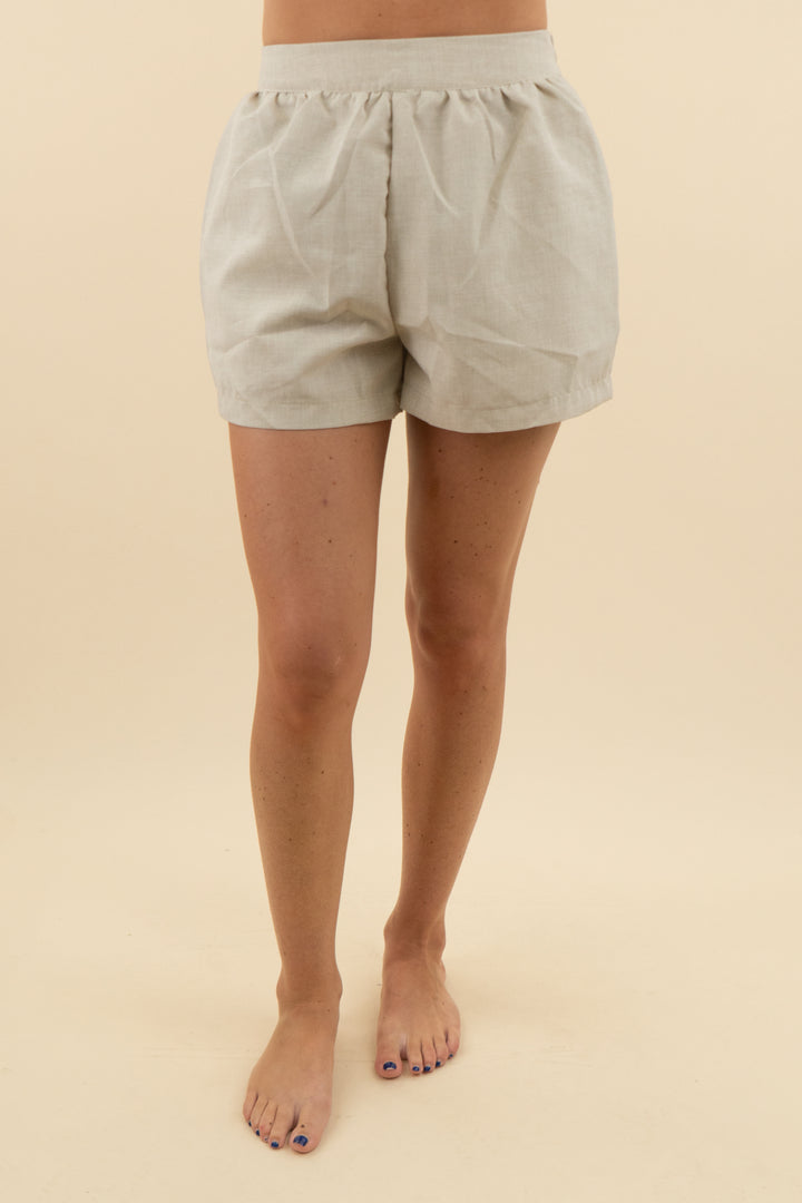 beige pull on shorts (xs; retail $39)
