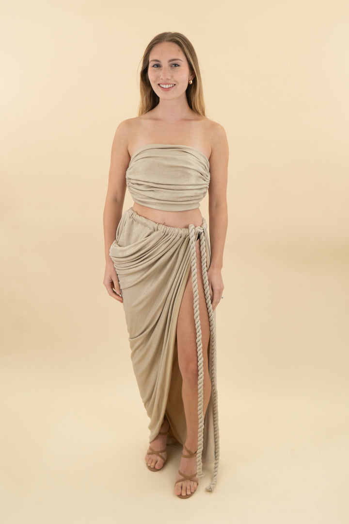 mélani ivory metallic top and skirt set nwt (s; retail $279)