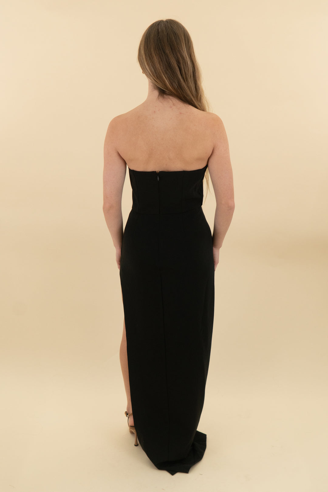 nbd black high slit maxi dress nwt (xs; retail $298)